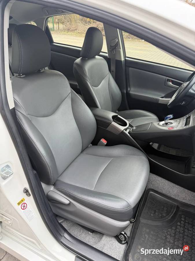 Toyota Prius III hybryda 18 2015r Warszawa sprzedam