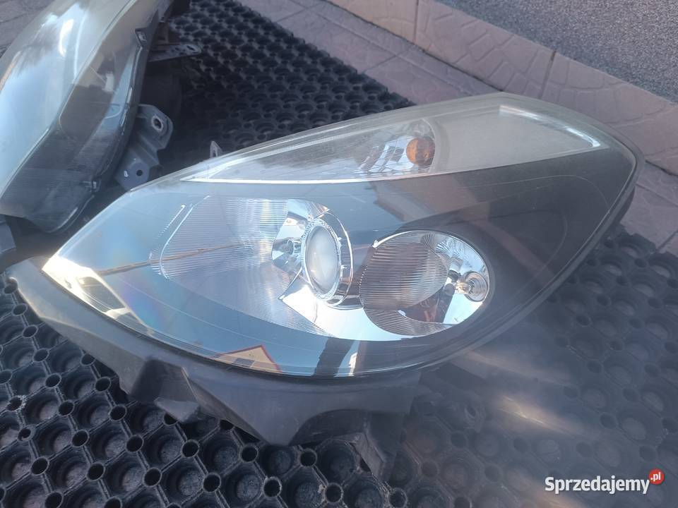 Renault Clio 3 III reflektory lampy przód Lewa Częstochowa