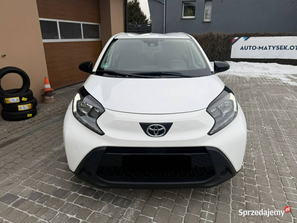 Toyota Aygo X 10 72 Klimatronik Kamera CarPlay światła LED śląskie sprzedam