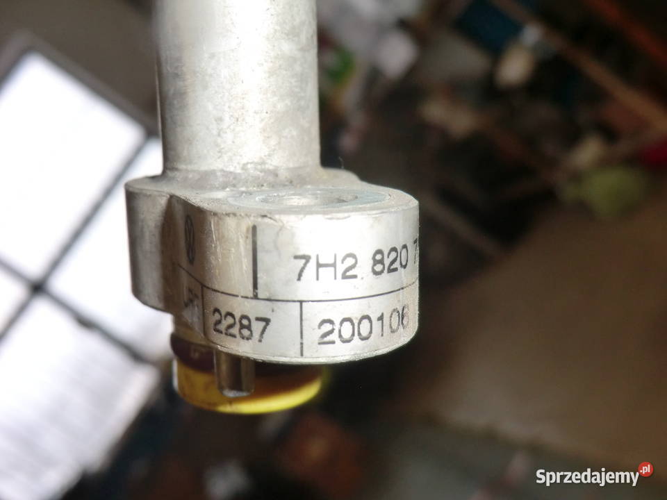 Volkswagen T5 przewód klimatyzacji 7H2820743B osobowe Krzeszowice