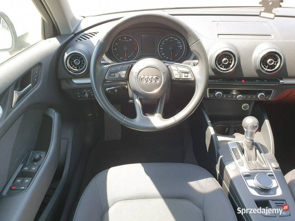 Audi A3 salon Polska bezwypadkowy 15 150 automat Warszawa