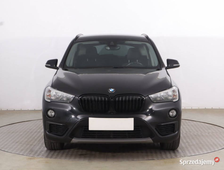 BMW X1 sDrive18i światła przeciwmgielne mazowieckie Piaseczno