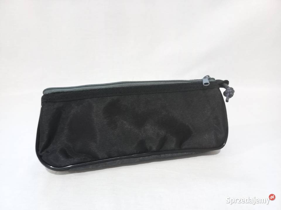 Kosmetyczka czarna Damska kolor NOWA