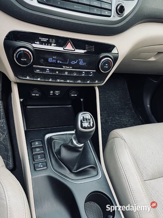 Hyundai Tucson Prawdziwa Full 20 4x4 jasna skóra Łężyny