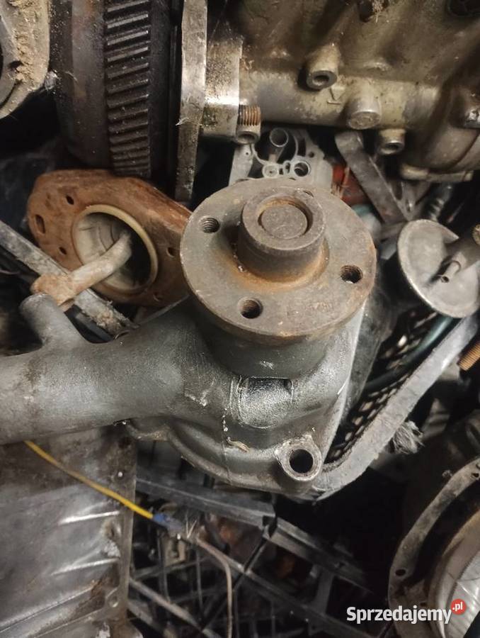 Sprzedam blok do silnika maluchlampy polonez Busko-Zdrój sprzedam