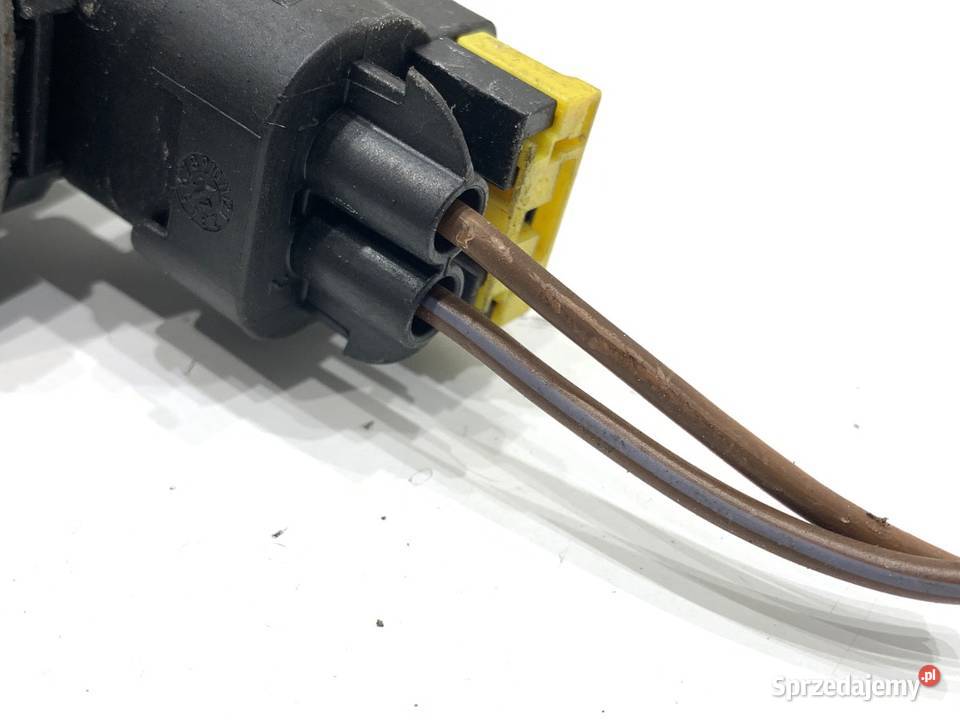 PODNOŚNIK SZYBY LEWY PRZÓD FIAT 500 51824040 sprzedam