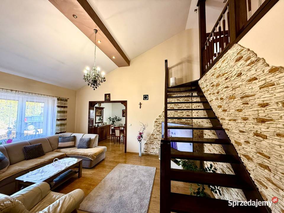 Chrząblice gm Brudzew parter poddasze użytkowe Nieruchomości