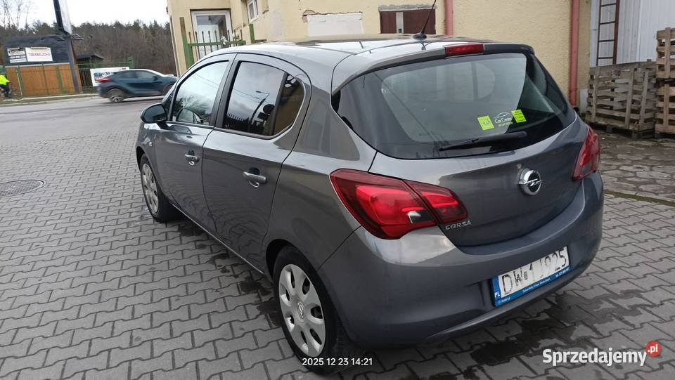 Opel Corsa E 14 LPG 2016 VAT1A uszkodzony 1400cm3 Białystok