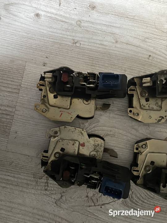 BMW E36 sedan zamek drzwi Nowa Sól sprzedam