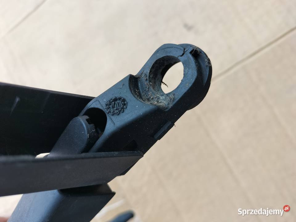 SKODA OCTAVIA II 2 RAMIĘ TYLNEJ WYCIERACZKI Kamień-Kolonia