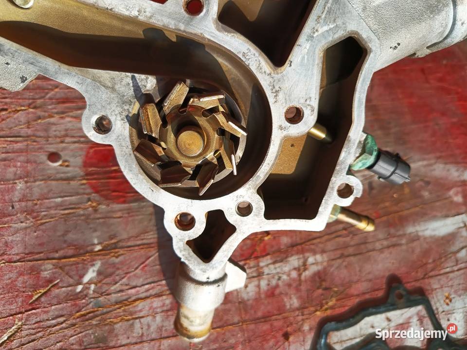 Pompa wody Opel Meriva 14 benzyna 2006 r silnik mazowieckie Radom