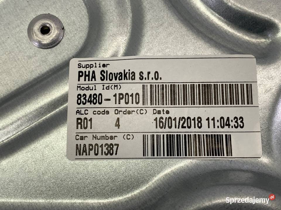 PODNOŚNIK SZYBY PRAWY TYŁ KIA VENGA 834801P010