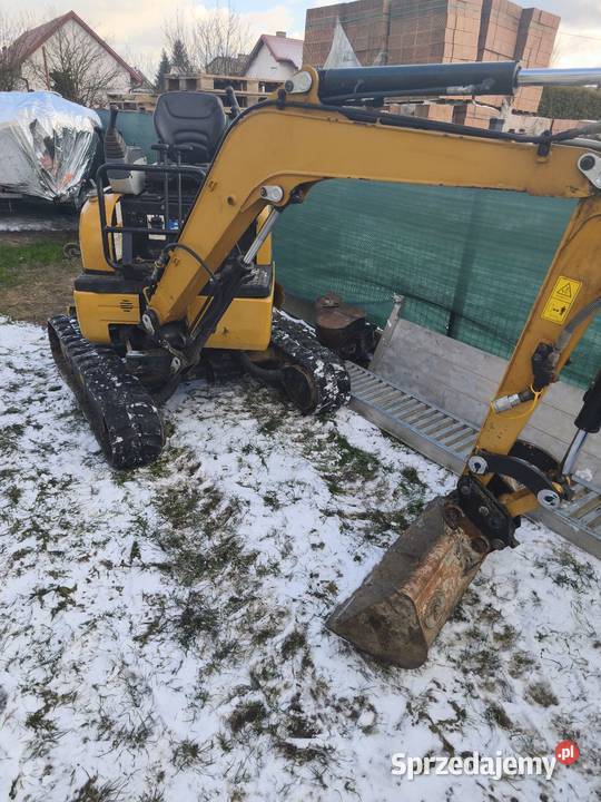 Minikoparka CAT 3015 CR małopolskie Tarnów sprzedam