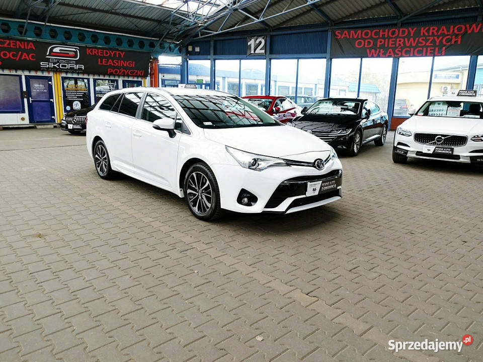 Toyota Avensis FUllLEDKameraTempomat GWARANCJA czujnik zmierzchu