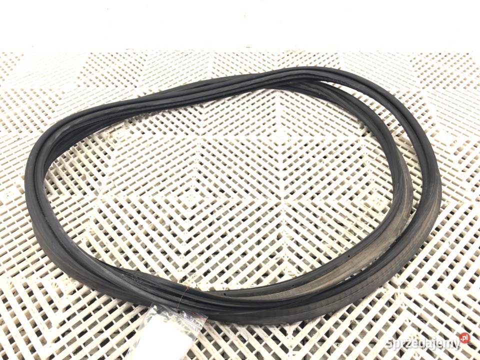 USZCZELKA KLAPY BAGAŻNIKA TOYOTA CHR Crossover