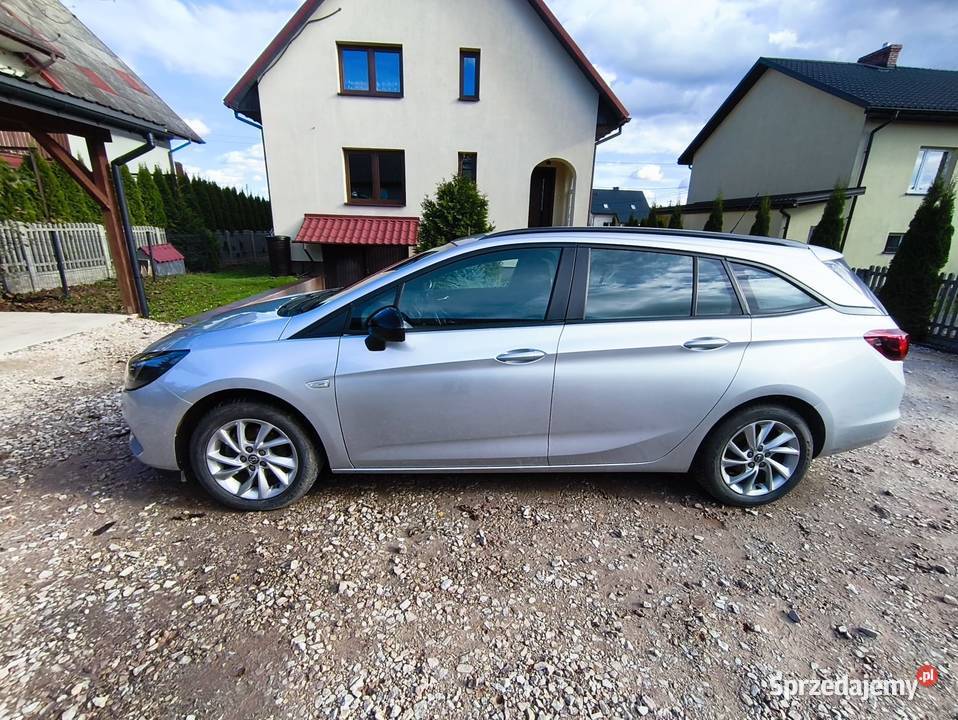 Opel Astra 12 Turbo Sports Tourer świętokrzyskie
