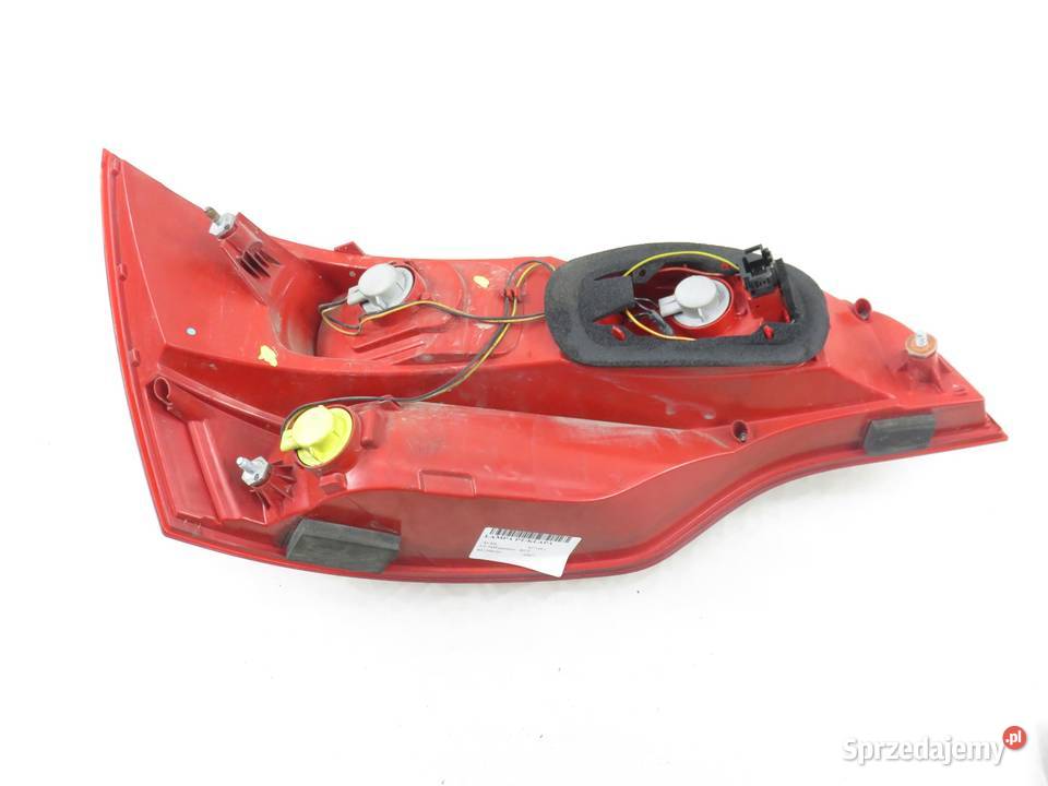 LAMPA PRAWA TYLNA KLAPA AUDI Q7 4L 4L0945094 małopolskie
