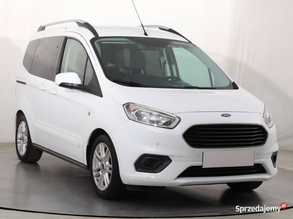 Ford Tourneo Courier 15 TDCI gniazdo USB Katowice