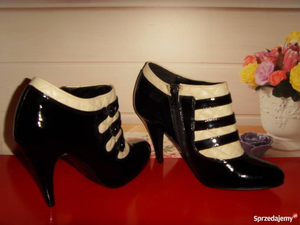 BOTKI LAKIERKI NAJMODNIEJSZE WIOSNA NEU LOOK Wrocław