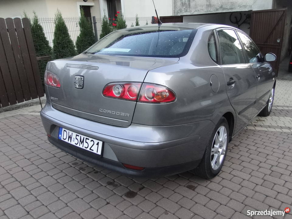 Seat Cordoba 14 benzyna produkcji 2005 4/5