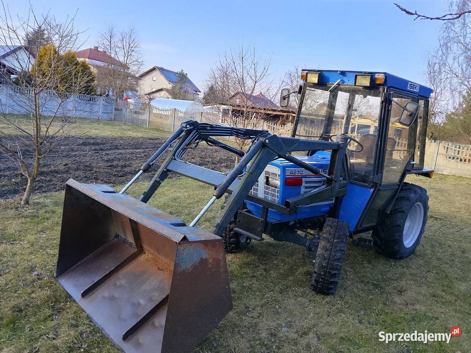 OKAZJA ISEKI 4270 świętokrzyskie