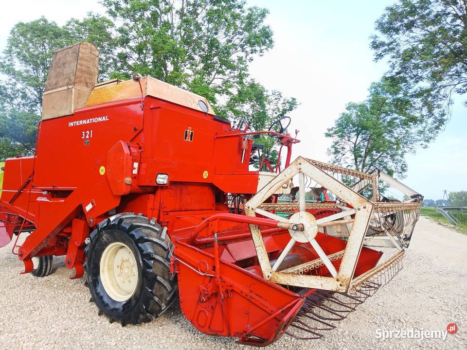 Kombajn Zbożowy International 321 z Niemiec