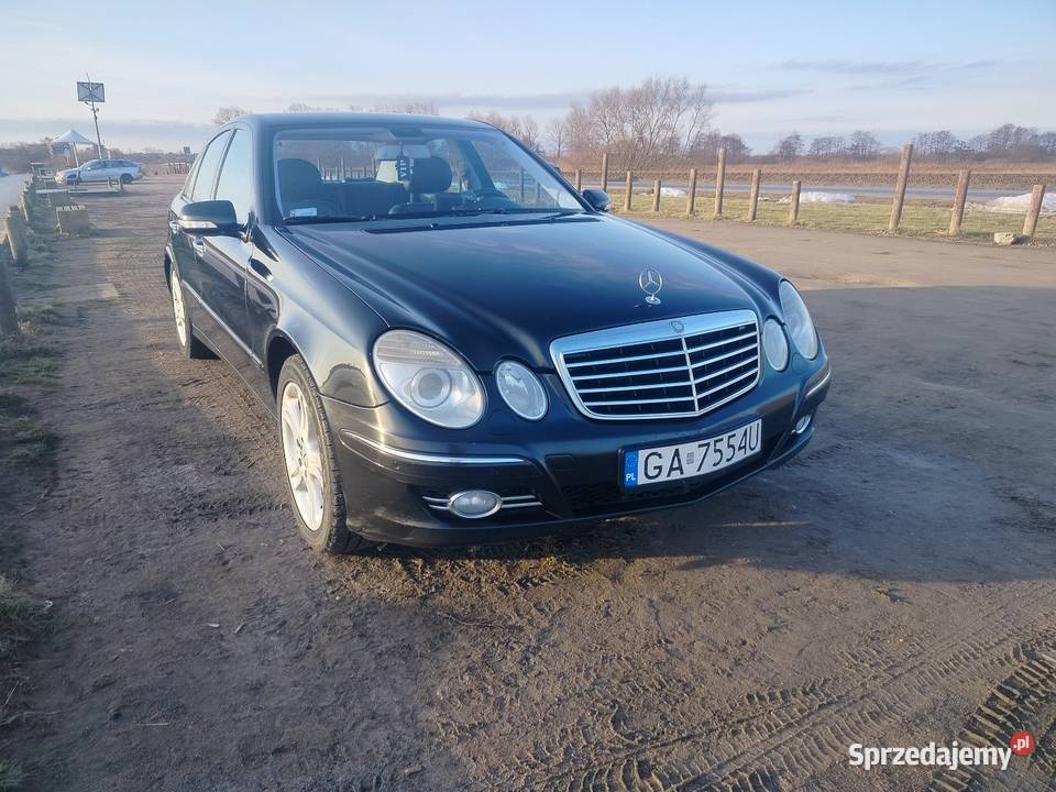 Mercedes e klasa 211 benzyna gaz światła przeciwmgielne pomorskie Rumia