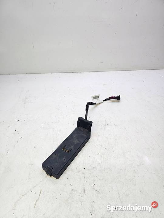 UCHWYT PODSTAWA TELEFONU AUDI Q5 8R 8R0971178B osobowe śląskie