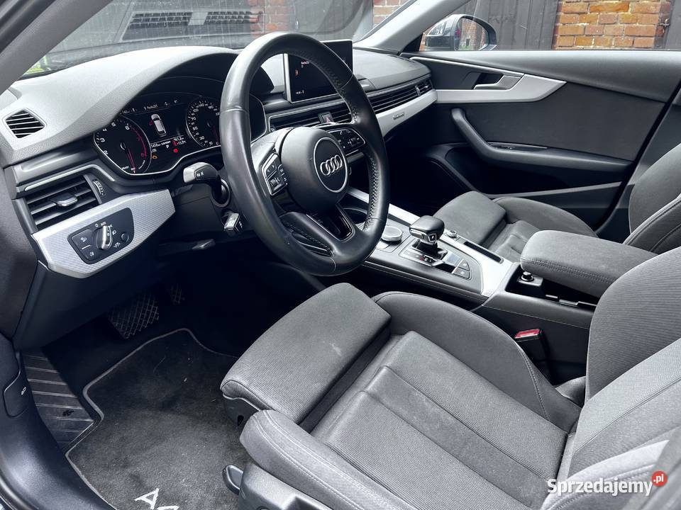 Audi A4 45TFSI 2019 relingi dachowe opolskie Kluczbork