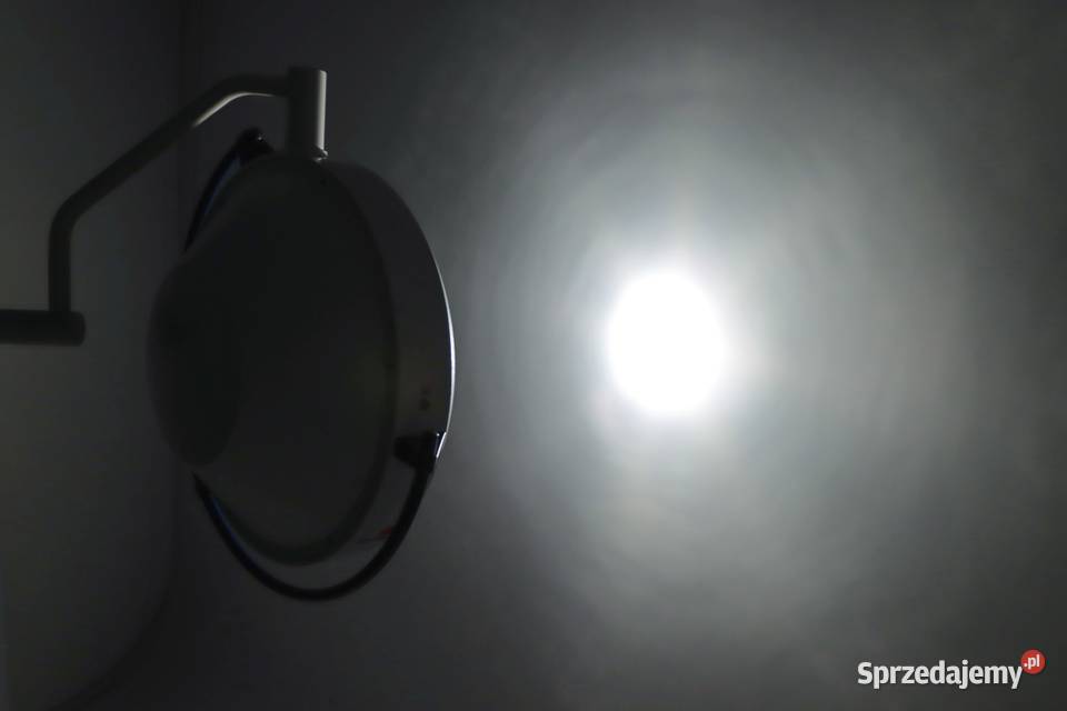 Lampa operacyjna BERCHTOLD CHROMOPHARE D540 Leszno