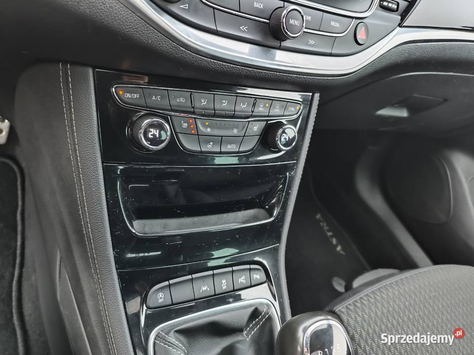 Opel Astra Sports Tourer 14 Turbo benzyna PEŁNE śląskie Wola