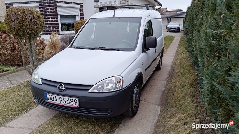 Opel Combo 14 benzyna 2009 142 000 Combo Jelcz-Laskowice