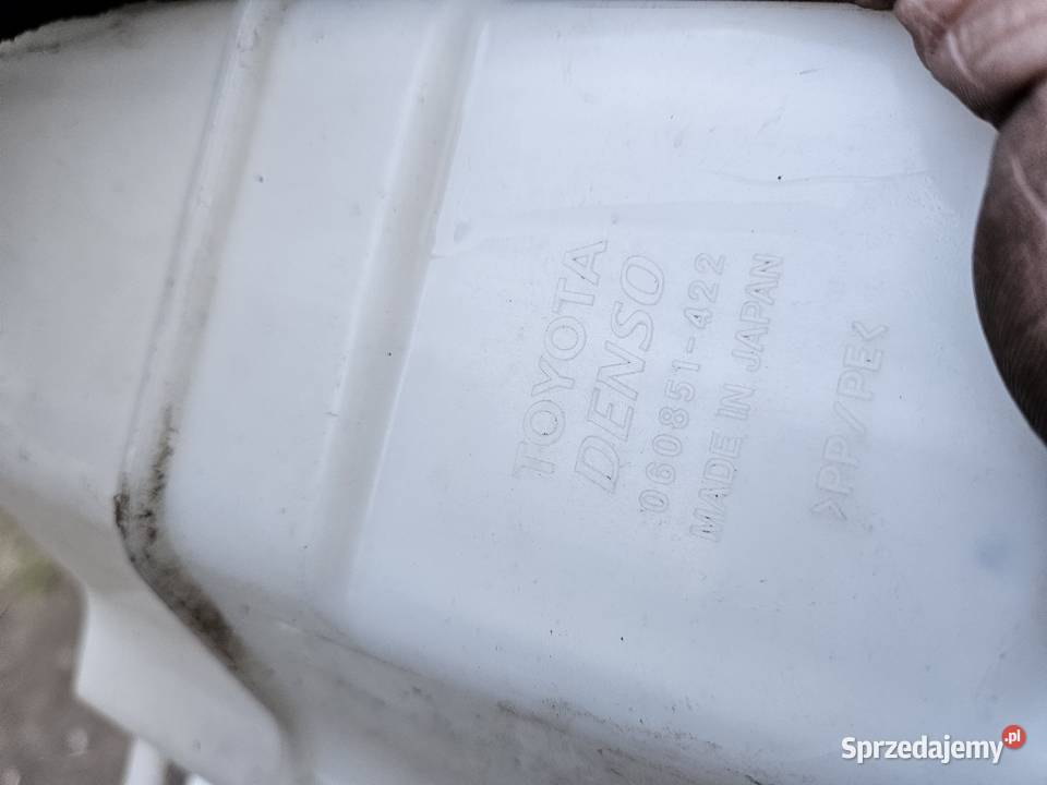 TOYOTA RAV4 13 ZBIORNICZEK SPRYSKIWACZY Części samochodowe Międzychód