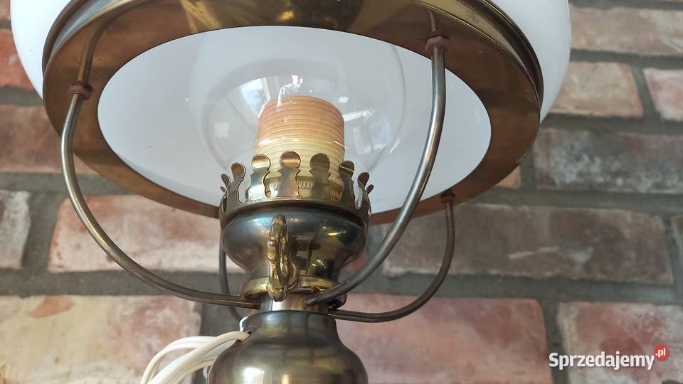 Lampka szklana biała Stołowa Gabinetowa Nocna Gawroniec