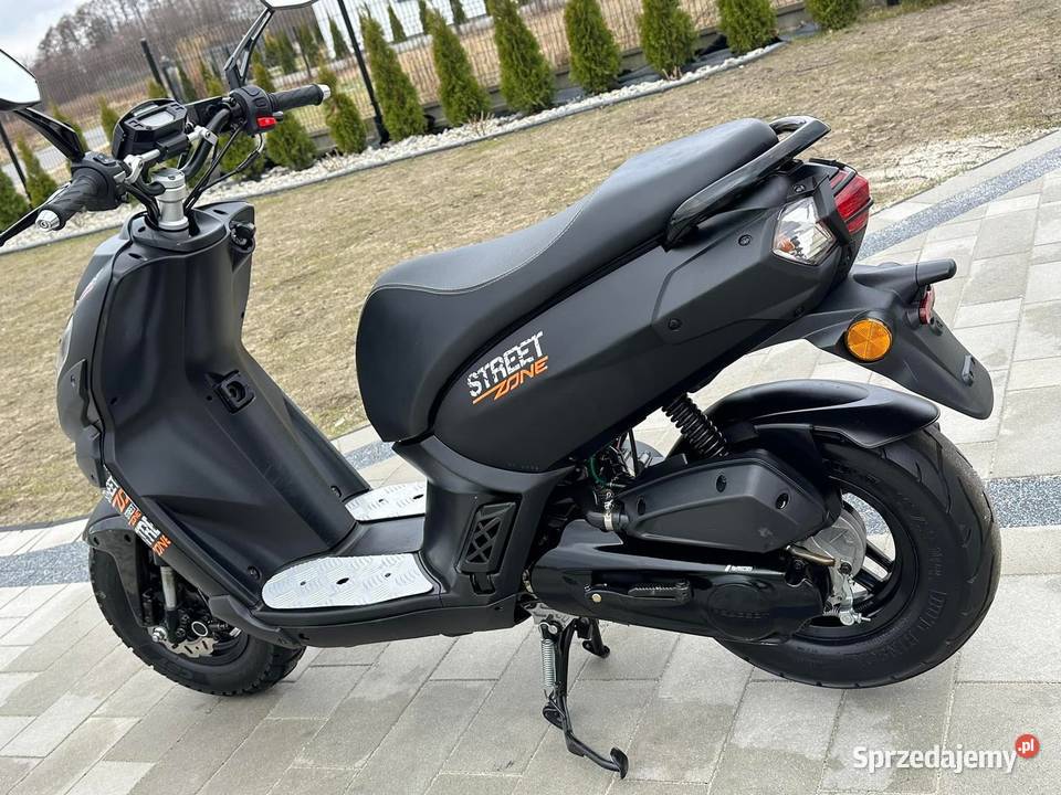 Skuter Peugeot Kisbee 2023r Streetzone 50 4t