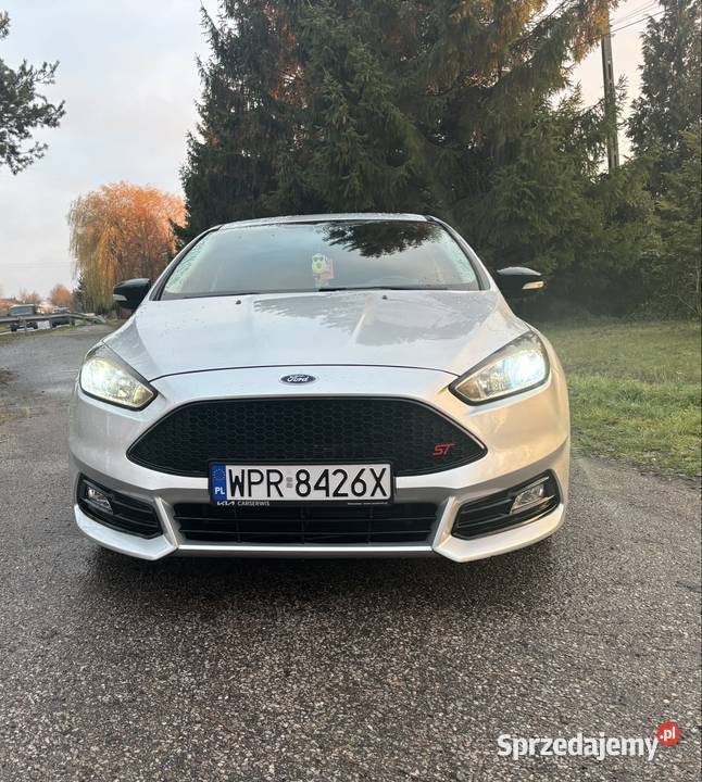 Sprzedam zamienię Forda focusa mk3 20 benzyna mazowieckie Mariew sprzedam