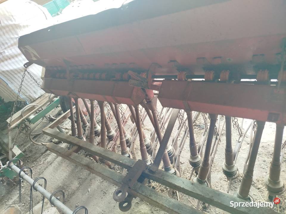 Siewnik Poznaniak 27m 27 m Włoszakowice sprzedam