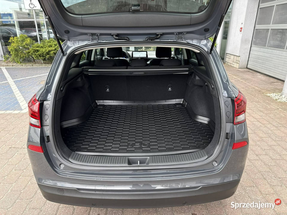Hyundai i30 15 DPi 96 Salon Serwis ASO Manual elektryczne lusterka kujawsko-pomorskie