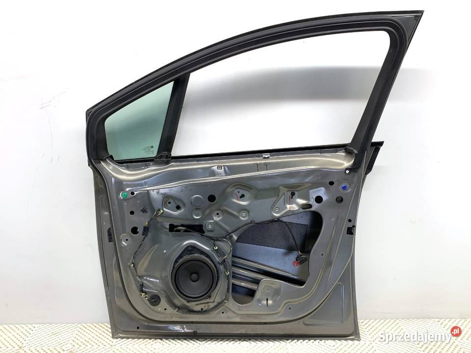 DRZWI PRAWY PRZÓD OPEL MERIVA B Minivan 1017