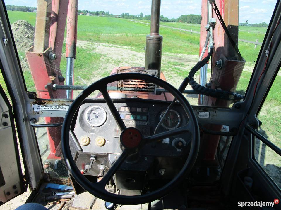 Massey Ferguson 675 z ładowaczem Massey Ferguson Czyżew-Osada