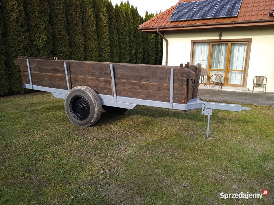 Przyczepa jedno osiowa rolnicza Przyczepy rolnicze Kłaj