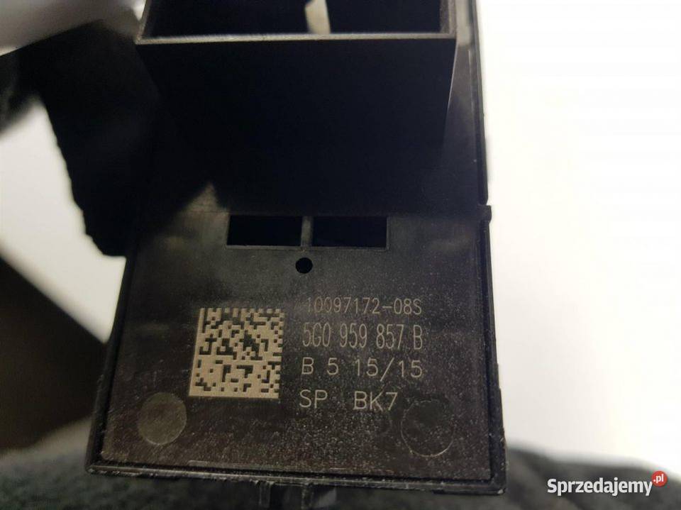 PRZEŁĄCZNIK VOLKSWAGEN PASSAT B8 5G0959857B Części samochodowe Lipno