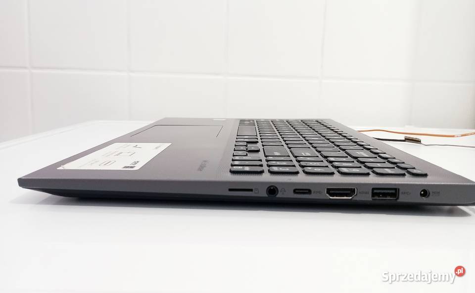 Laptop Asus VivoBook R564FA 156 i5 8GB 256GB SSD Asus