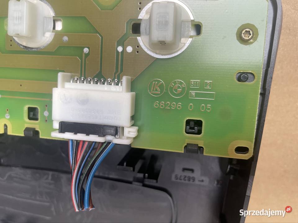 6969397 lampka podsufitki bmw 3 e90 e91 e81 e82 Szczecin