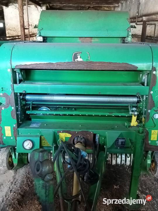 Prasa rolująca John Deere F440E nieuszkodzony Rolujące (belujące) Bedlno