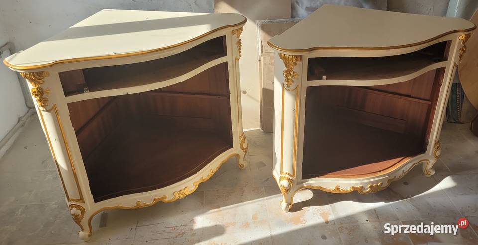 Zabytkowe meble pałacowe