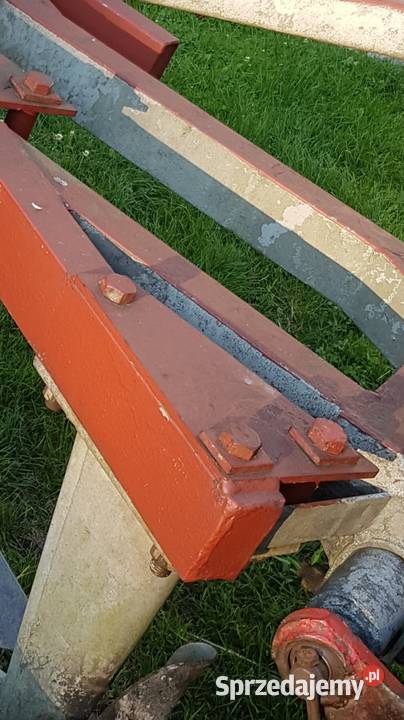Pług podorywkowy 5 skibowy