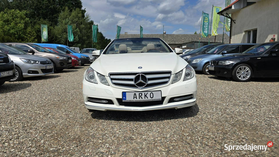 Mercedes E 350 Cabrio HarmanKardon W212 2009 czujnik zmierzchu Samochody osobowe Zieleniewo