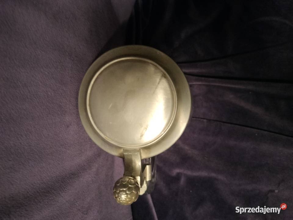 Duży kufel szklany z cynową klapą