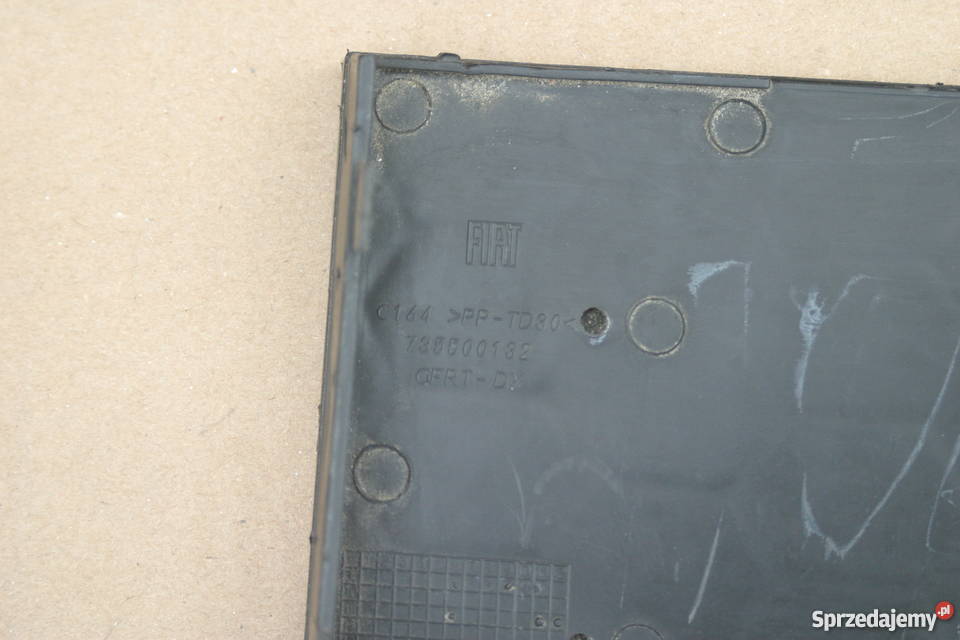 FIAT GRANDE PUNTO 2012 KRATKI ZDERZAKA PRZÓD Bieleń